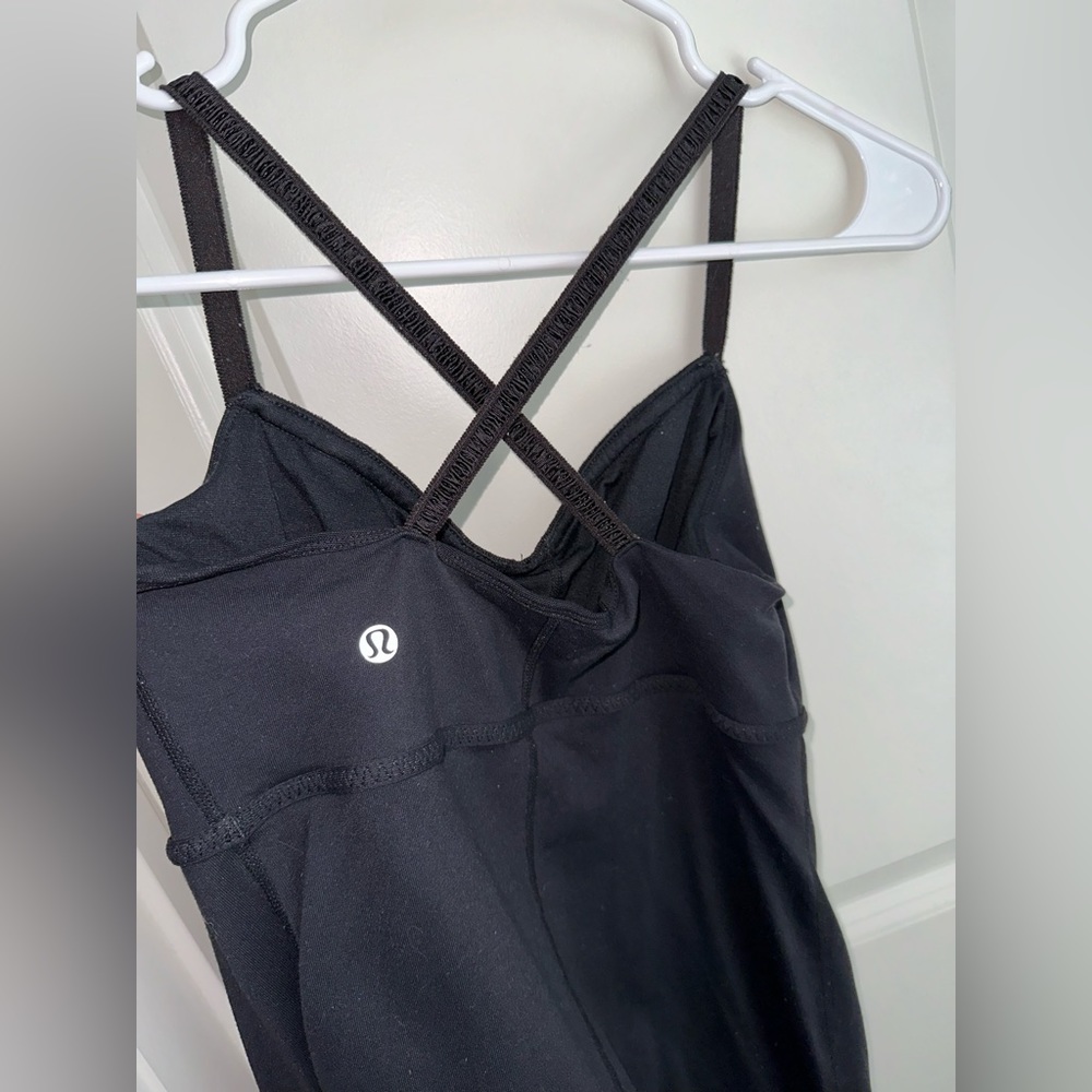 Lululemon tank